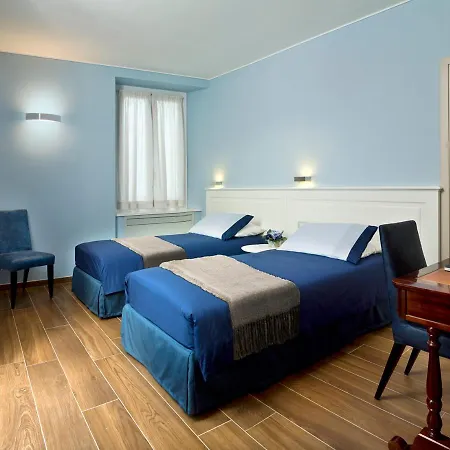 Sleeps 8 Pool Air Con Wifi Lezzeno